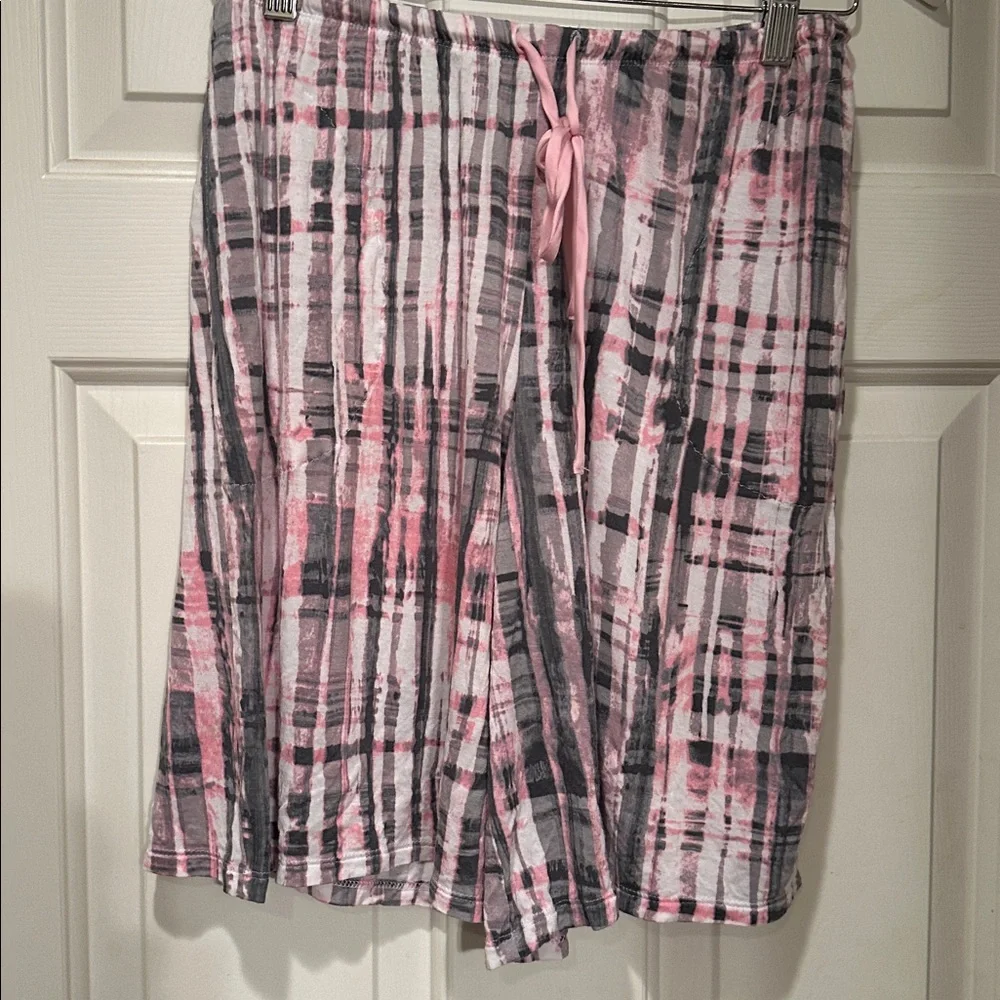 SimplyVera wang small Plaid Pink and Gray Women's Sleepwear Set Great condition - Picture 3 of 4